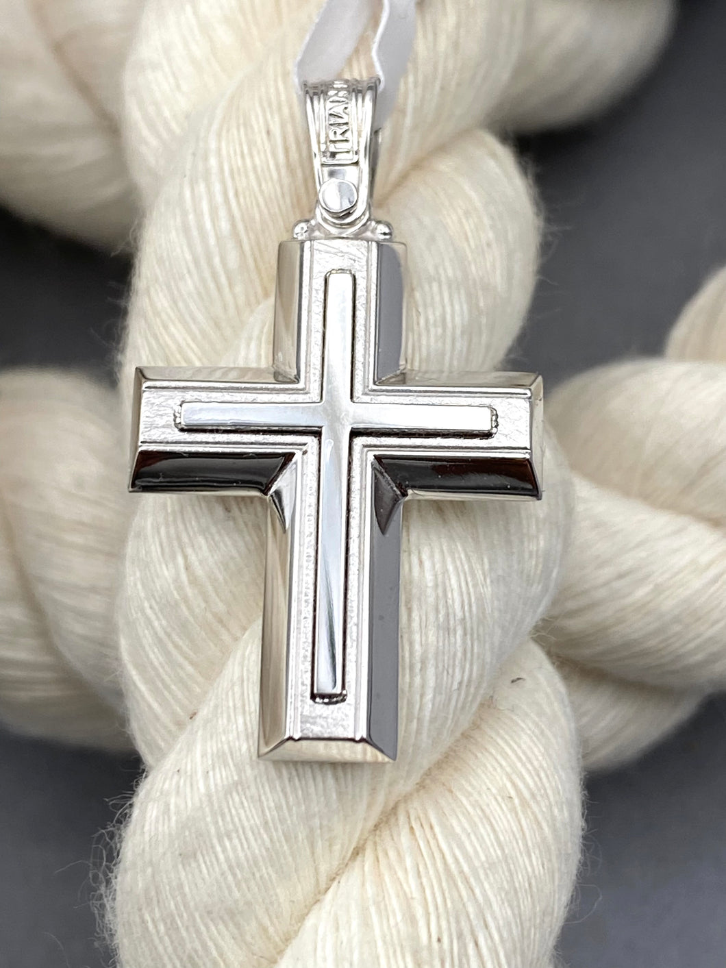 Triantos 14k White Gold Cross Polished  and Brushed 3.33g 222536