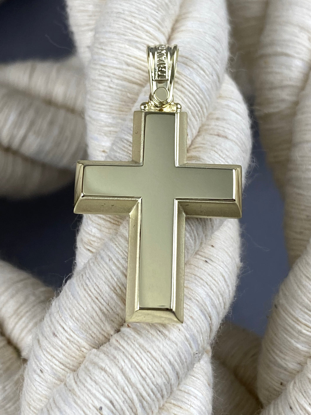 14k Triantos Yellow Gold Cross Polished and Brushed 221283  3.83g